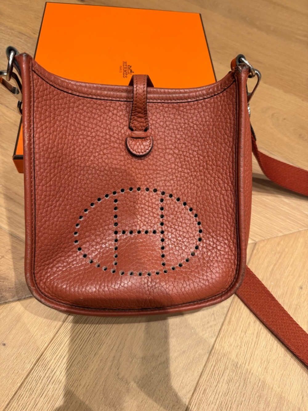 Hermes Mini Evelyne Crossbody in Brick Brown - Picture 2 of 6